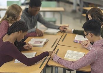 Maybe Most People Do Not Want Teacher-Led Public School Prayer—But They Do Want Chaplains