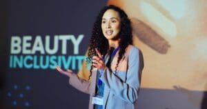 How to Hire the Right Speaker For an Event