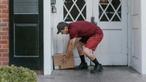 How Delivery Service Helps Pharmacies Expand Their Customer Base