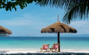 The “WFH” Effect: Why UK Professionals are Reclaiming the Last-Minute Cruise