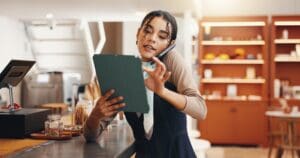 From Tables to Rooms – What Restaurant Operators Can Learn from Hotel PMS Thinking