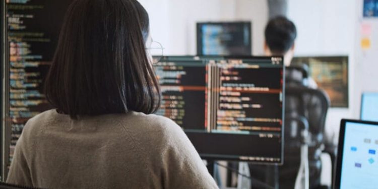 10 Cybersecurity Companies Leading the Fight Against Modern Threats