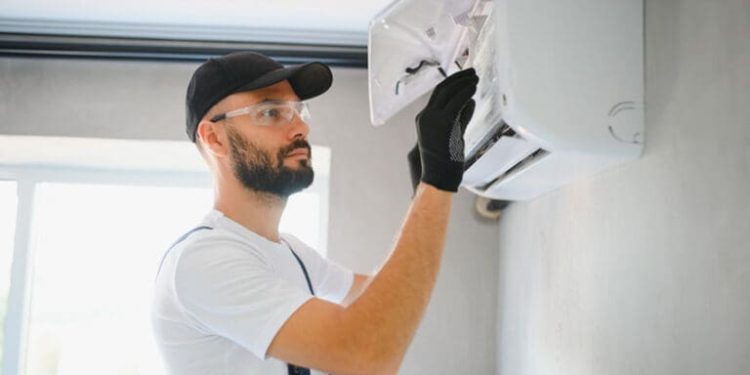 Record heat sends home air conditioning sales soaring as installers report 300% jump