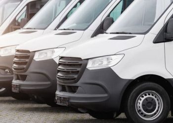 5 Signs Your Business Has Outgrown Spreadsheet-Based Fleet Management