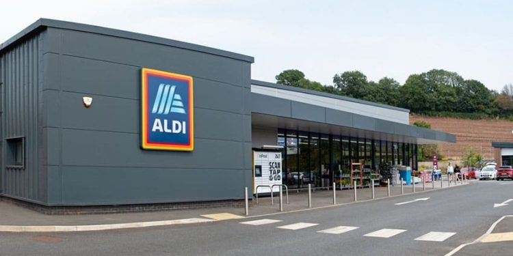 Aldi banks on £370m store splurge as discounters keep eating the big four’s lunch