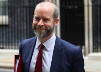 Reynolds returns to a beefed-up business brief as Burnham axes DSIT