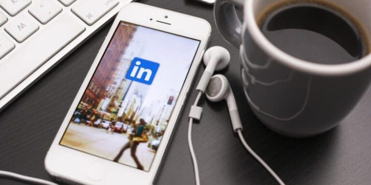 Why Your Team Is Your Most Underused Marketing Channel on LinkedIn