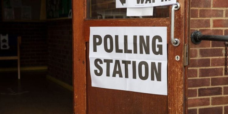 Burnham rules out early election as poll puts Labour on 209 seats