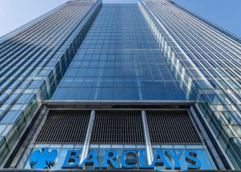 Barclays profit up 31% to £3.3bn as TUC demands 35% bank surcharge