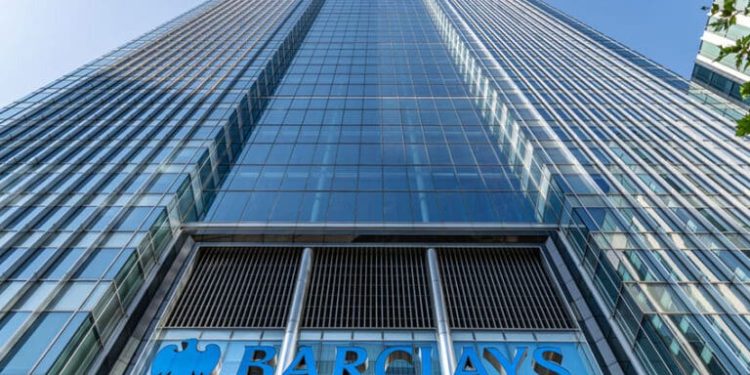 Barclays profit up 31% to £3.3bn as TUC demands 35% bank surcharge