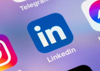 LinkedIn adds ‘AI slop’ button as 40% of long posts found AI-written
