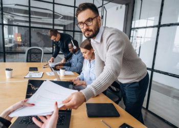 Why Local HR Consultancy Makes a Difference for London Businesses