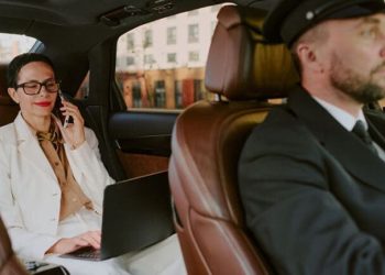 Luxury Transportation Guide: Premium Chauffeur and Airport Transfers in Boston and Los Angeles