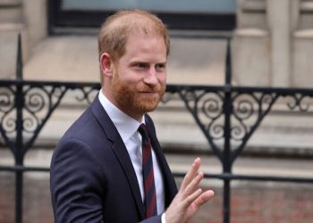 Prince Harry’s £50m hacking claim against Daily Mail publisher thrown out in full by High Court