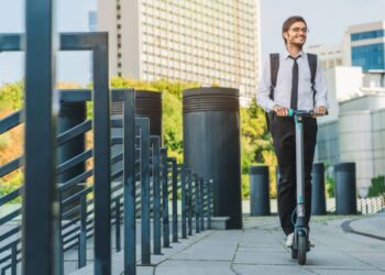 The Last-Mile Challenge for Small Businesses: Making Short Journeys More Efficient