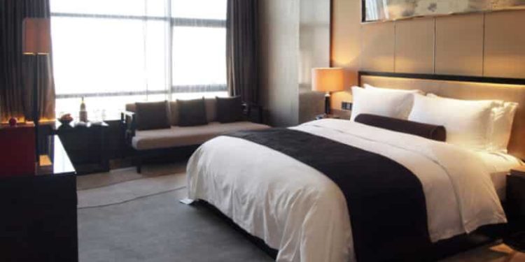 The extended London stay has outgrown the hotel
