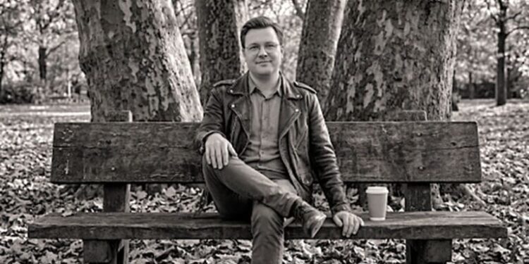 How Chess Player Nikolay Fartushnyak from Crimea Helps Keep Local Chess Alive
