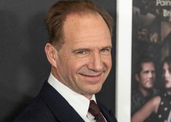Ralph Fiennes backs £550,000 community bid to buy Suffolk pub
