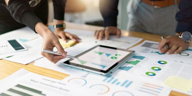 Top 6 AI Infographic Generators (Ranked & Reviewed)