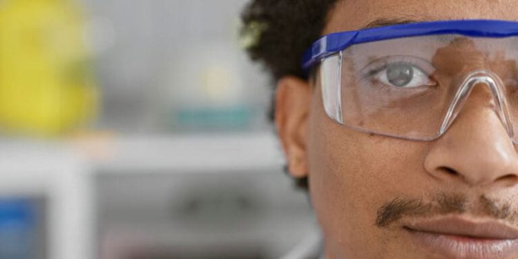 7 Best Prescription Safety Glasses Brands for Comfort and Protection