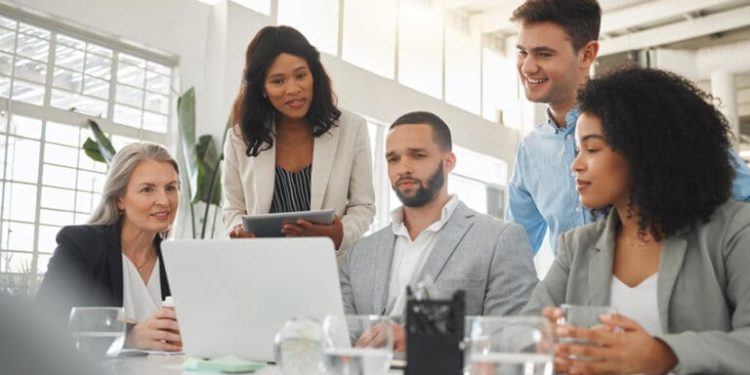 Permanent hiring stops falling for first time in nearly four years