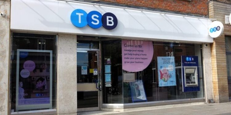 Unions open talks on redundancy criteria at Santander and TSB