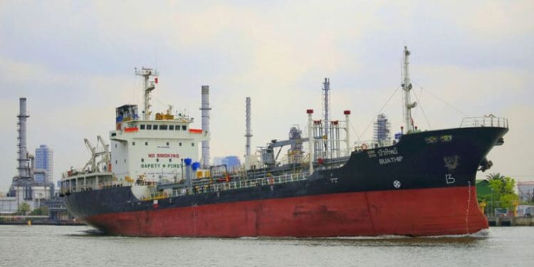 EY: UK faces recession in 2027 if Strait of Hormuz stays shut