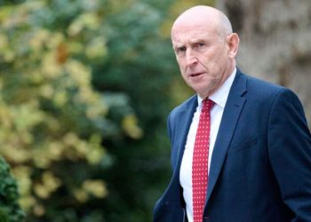 Aviva and Aberdeen bosses urge Healey to stop pre-budget tax leaks