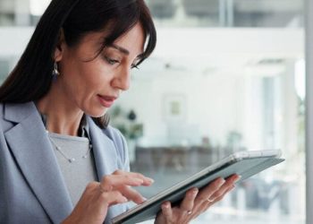 From Wallets to Workflow: Designing a Digital-Asset Treasury Platform