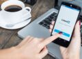LinkedIn dating: one in four professionals say it is acceptable