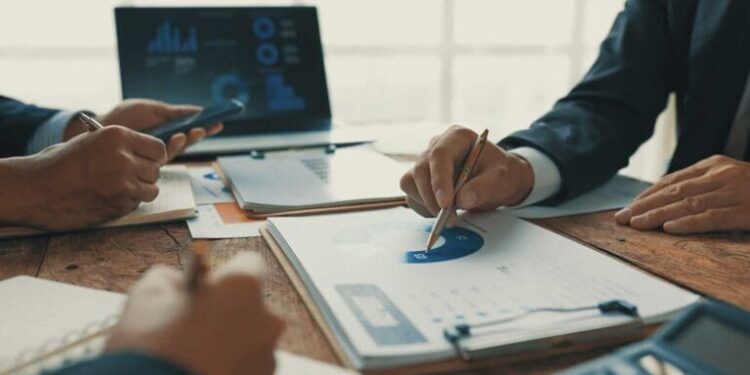 Simple Steps To Take To Make Your Business Premises More Appealing To Customers