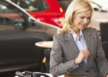 Stellantis UK finance arm sets aside £221m for car loans scandal