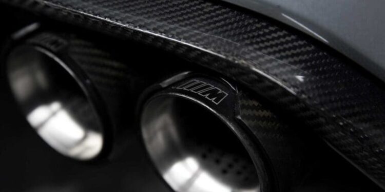 Does Carbon Fiber Offer Benefits for Manufacturing?