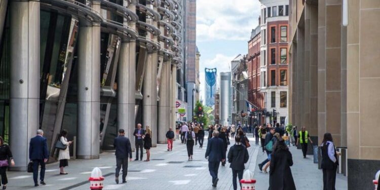 Unemployment falls to 4.7 per cent, lifting bets on November rate rise