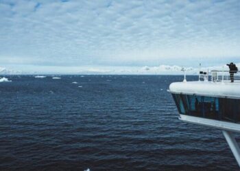 Planning an Antarctica Cruise Tour