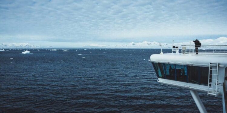 Planning an Antarctica Cruise Tour