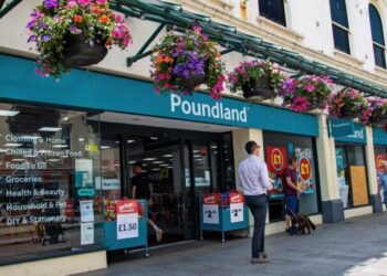 Poundland owner Gordon Brothers pushes for insolvent sale of chain
