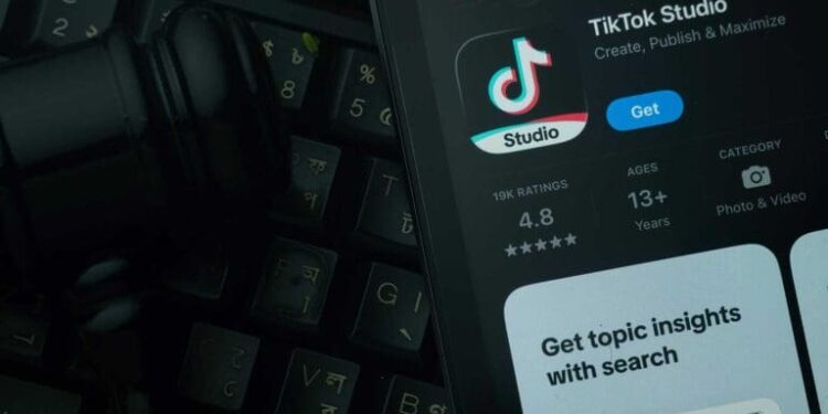 Best Sites to Buy TikTok Followers, Views and Likes in the UK