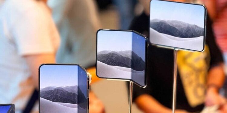 Flawed phone? Sold out anyway: Apple’s iPhone Duo and brand loyalty